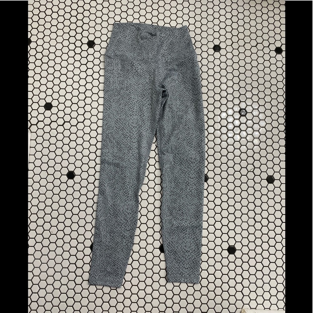 NWT boutique yoga pants size small